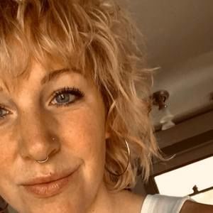 Meet your Posher, Caroline